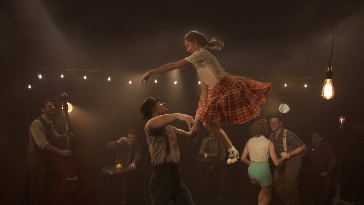 Bandstand dancers